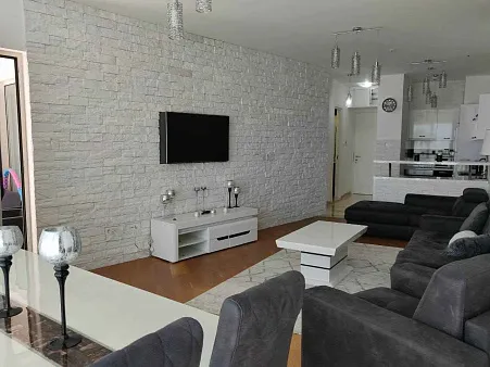 One bedroom apartment in Budva on the first line — photo 3